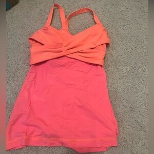 Lululemon workout top